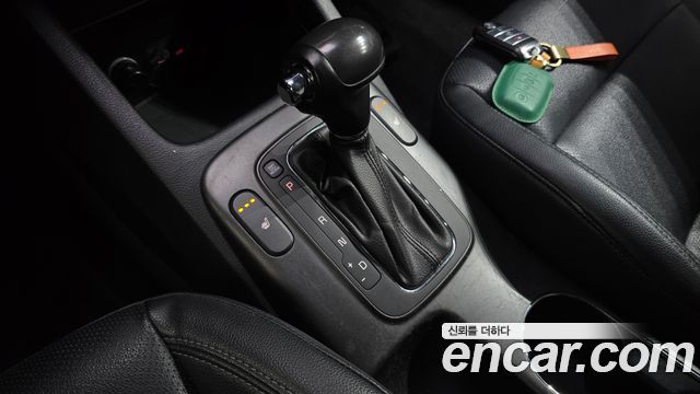 Kia K3 2014 — photo 12