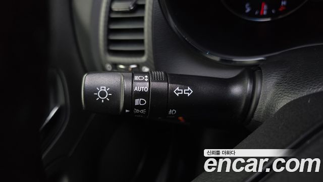 Kia K3 2014 — photo 27
