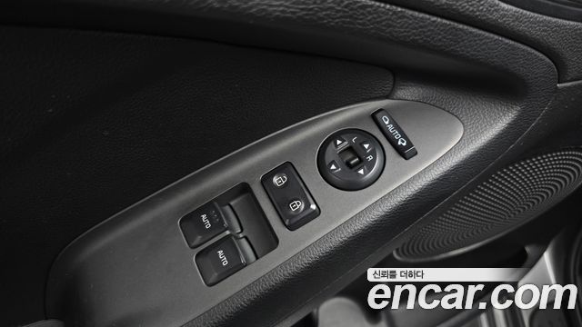 Kia K3 2014 — photo 30