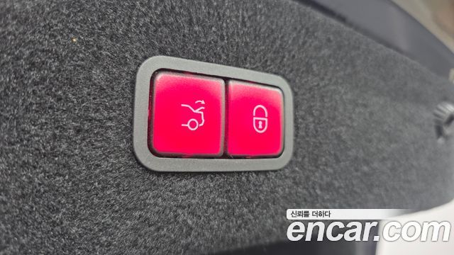 Mercedes-Benz S-Class 2017 — photo 18