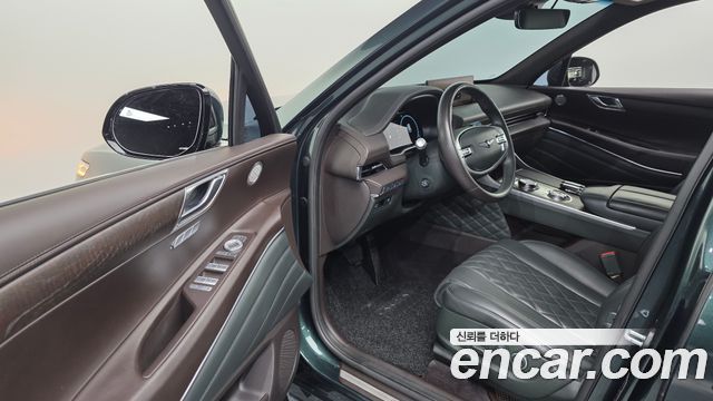 Genesis GV80 2023 — photo 13