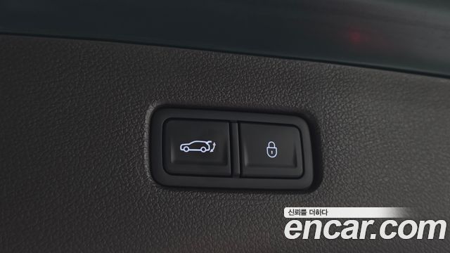 Genesis GV80 2023 — photo 22