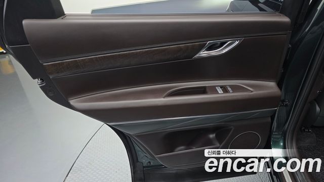 Genesis GV80 2023 — photo 15