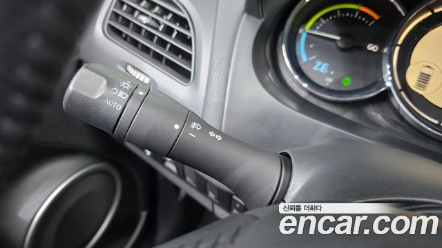 Renault Korea SM3 2018 — photo 26