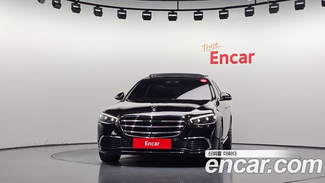 Mercedes-Benz S-Class 2023 — photo 3