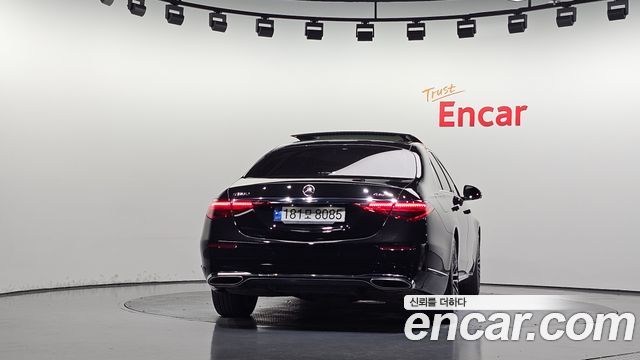 Mercedes-Benz S-Class 2023 — photo 4