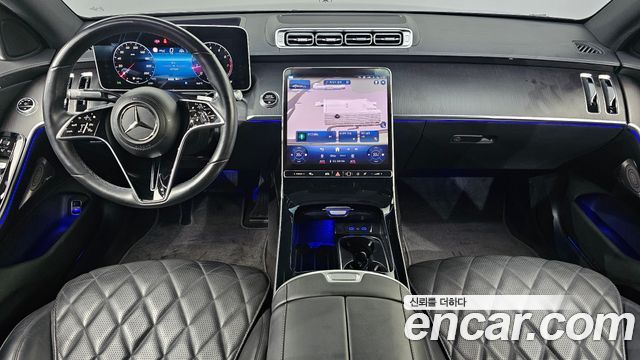 Mercedes-Benz S-Class 2023 — photo 10