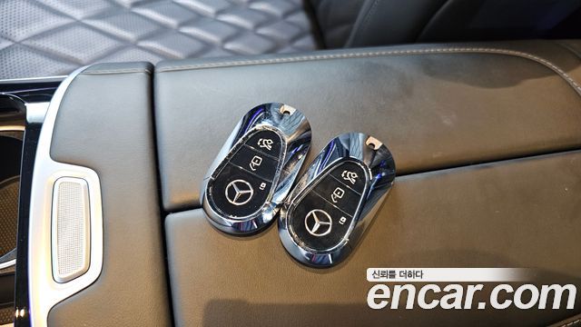 Mercedes-Benz S-Class 2023 — photo 22