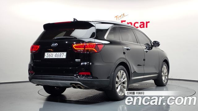 Kia Sorento 2018 — photo 2