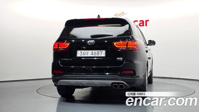 Kia Sorento 2018 — photo 4