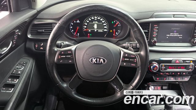 Kia Sorento 2018 — photo 14