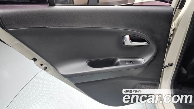 Kia morning 2016 — photo 15