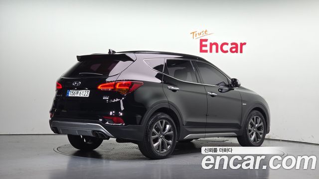 Hyundai Santafe 2018 — photo 2
