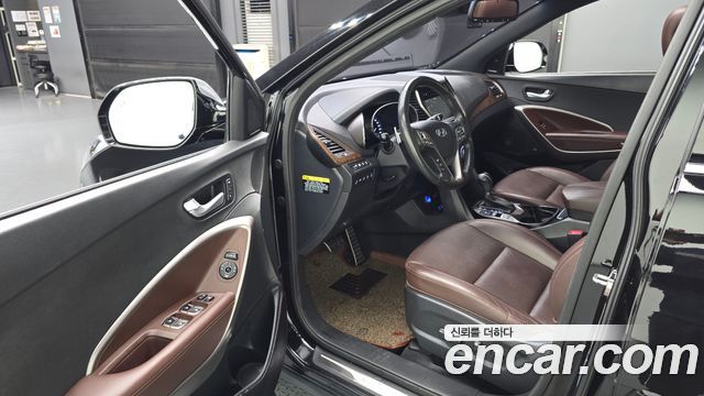Hyundai Santafe 2018 — photo 10