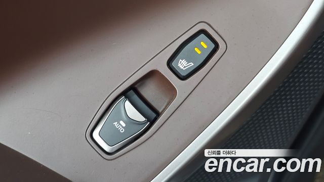 Hyundai Santafe 2018 — photo 17