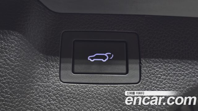 Hyundai Santafe 2018 — photo 19