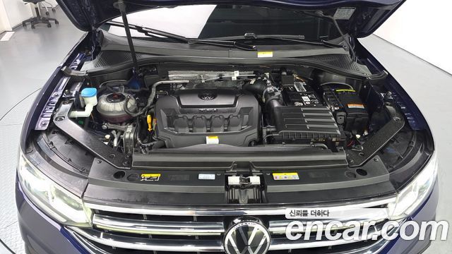 Volkswagen Tiguan 2023 — photo 6