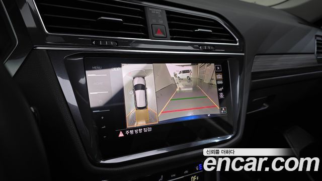Volkswagen Tiguan 2023 — photo 20