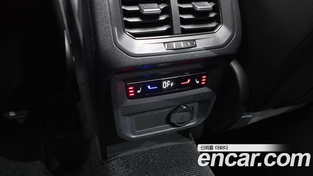 Volkswagen Tiguan 2023 — photo 25