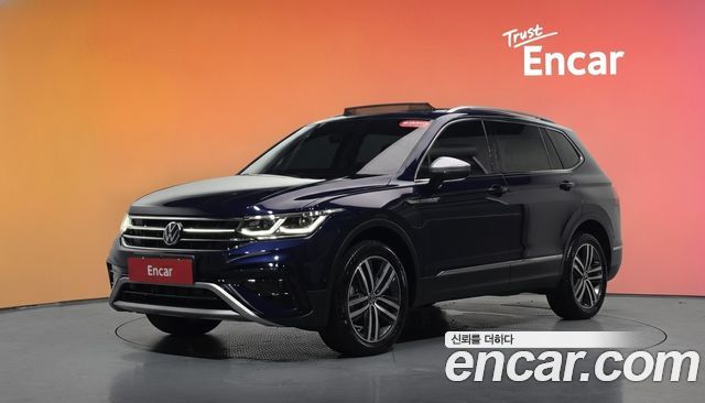 Volkswagen Tiguan 2023 — photo 1