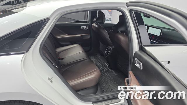 Hyundai Ioniq6 2023 — photo 18