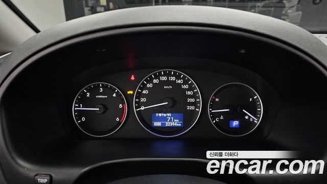 Hyundai Starex 2021 — photo 8