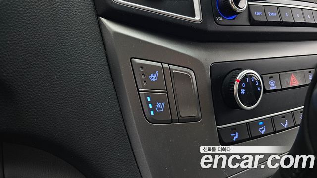 Hyundai Starex 2021 — photo 9