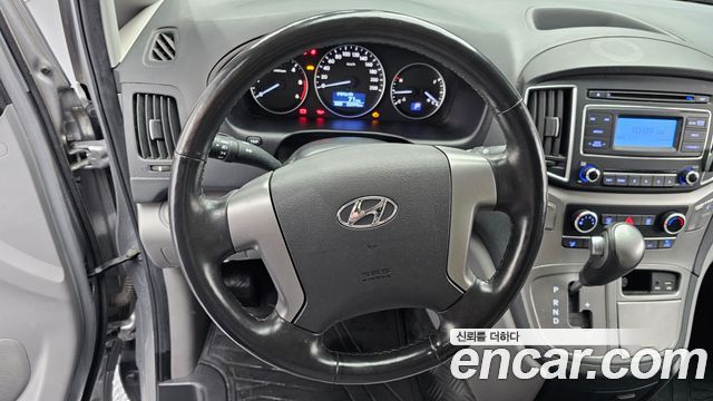 Hyundai Starex 2021 — photo 13