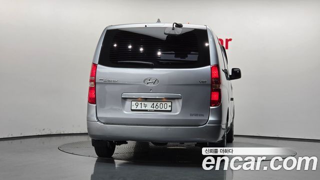 Hyundai Starex 2018 — photo 4