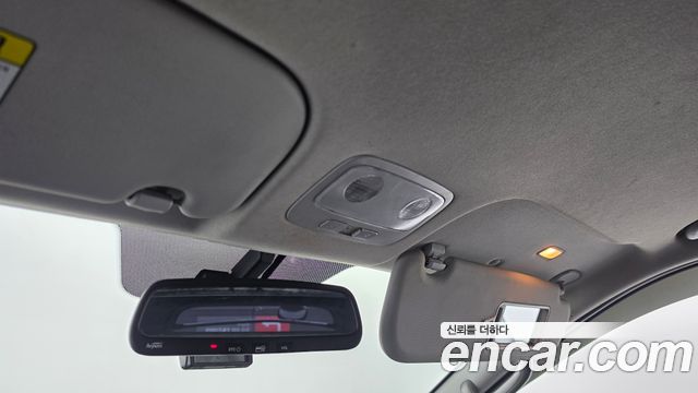 Hyundai Starex 2018 — photo 20