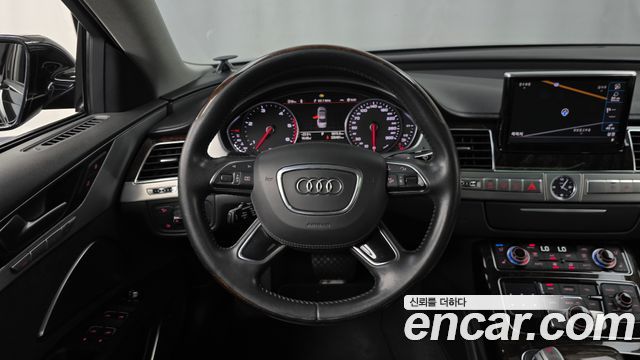 Audi A8 2013 — photo 19