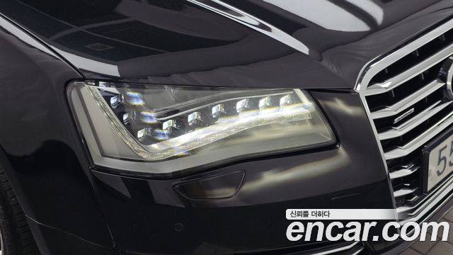 Audi A8 2013 — photo 8
