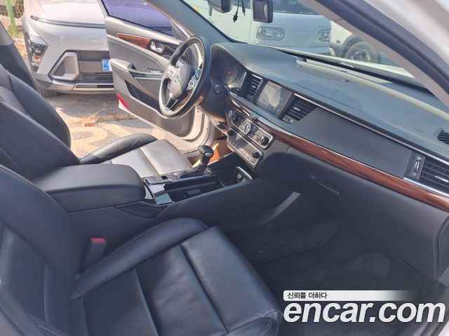 Kia K7 2017 — photo 10