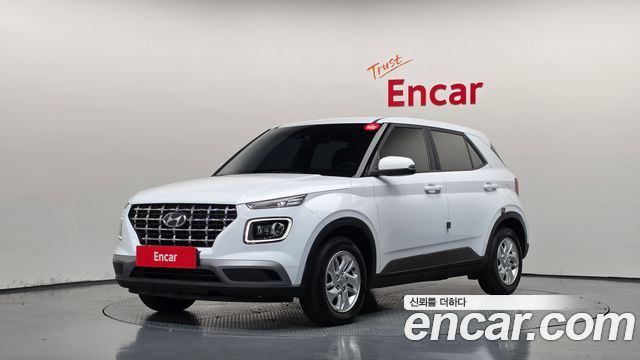Hyundai Venue 2022 — photo 1