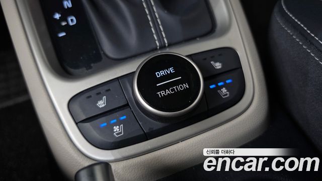 Hyundai Venue 2022 — photo 31
