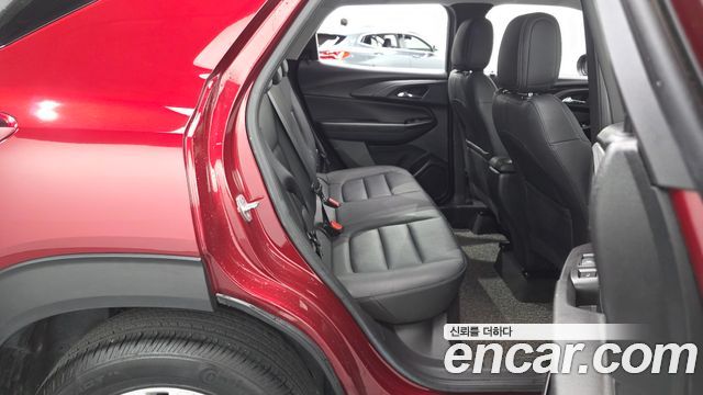 Chevrolet Korea Trailblazer 2022 — photo 18