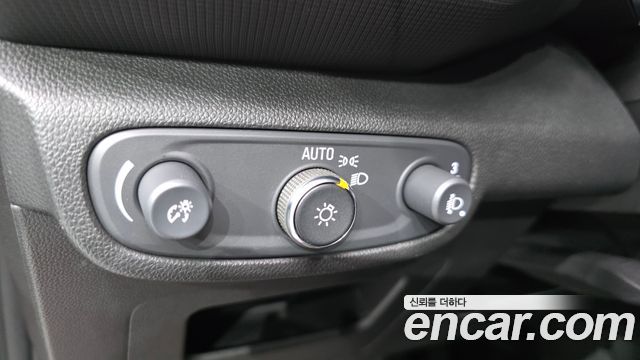 Chevrolet Korea Trailblazer 2022 — photo 27