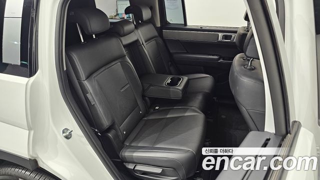 Hyundai Santafe 2024 — photo 17