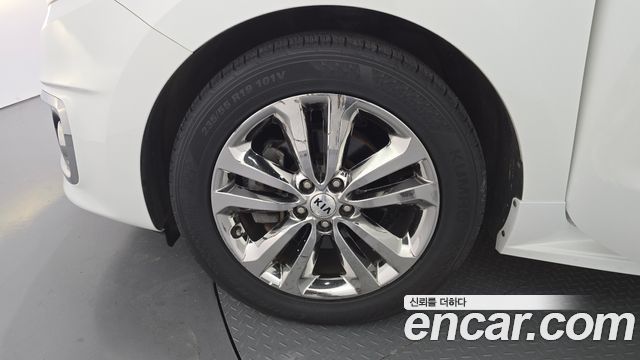 Kia Canival 2016 — photo 5