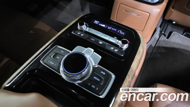 Genesis G90 2021 — photo 25