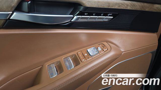 Genesis G90 2021 — photo 28