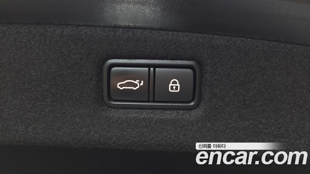 Genesis G90 2021 — photo 32