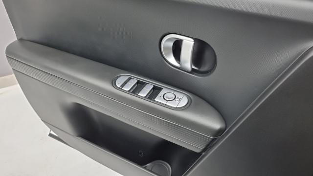 Hyundai Ioniq5 2022 — photo 15