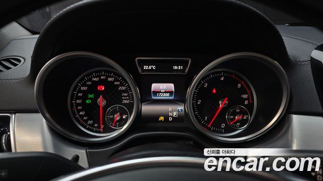 Mercedes-Benz GLE-Class 2017 — photo 11