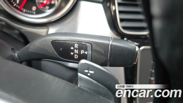 Mercedes-Benz GLE-Class 2017 — photo 12