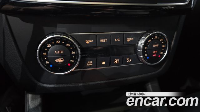 Mercedes-Benz GLE-Class 2017 — photo 25