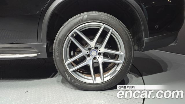 Mercedes-Benz GLE-Class 2017 — photo 7