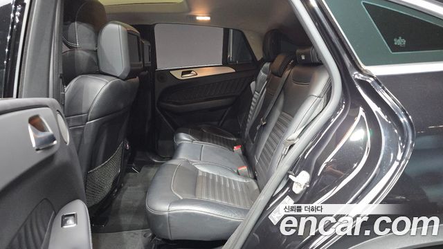 Mercedes-Benz GLE-Class 2017 — photo 16