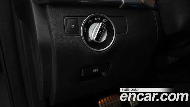 Mercedes-Benz GLE-Class 2017 — photo 29