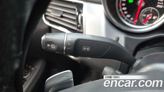 Mercedes-Benz GLE-Class 2017 — photo 31